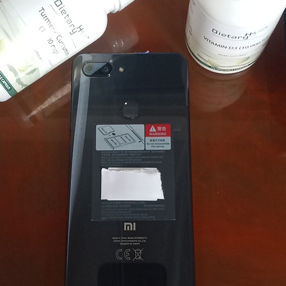 Phone - Picture 5 of 11